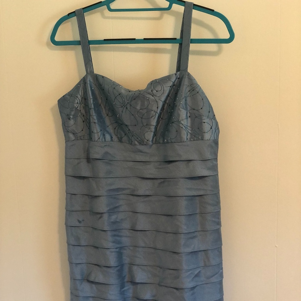 NEW R&M Richards Blue/Periwinkle Dress Size 12P